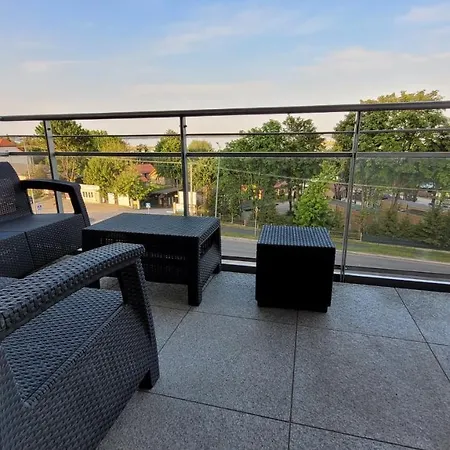 Niegocin Garaz Basen Plaza Gizycko *